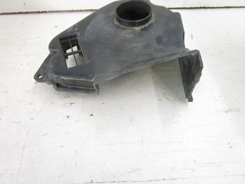 82 Yamaha YZ 125 YZ125 J Airbox Housing 5X4-14411-00-00 1982